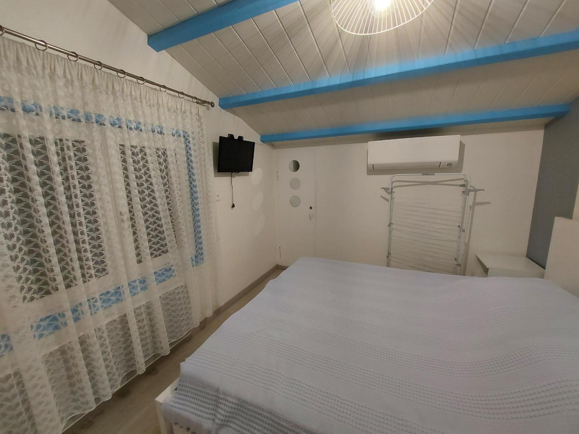 Pavillon 6 Pers A Argeles-Sur-Mer: Piscine, Clim, Parking, Wifi, Proche Plage - Fr-1-776-5 Extérieur photo